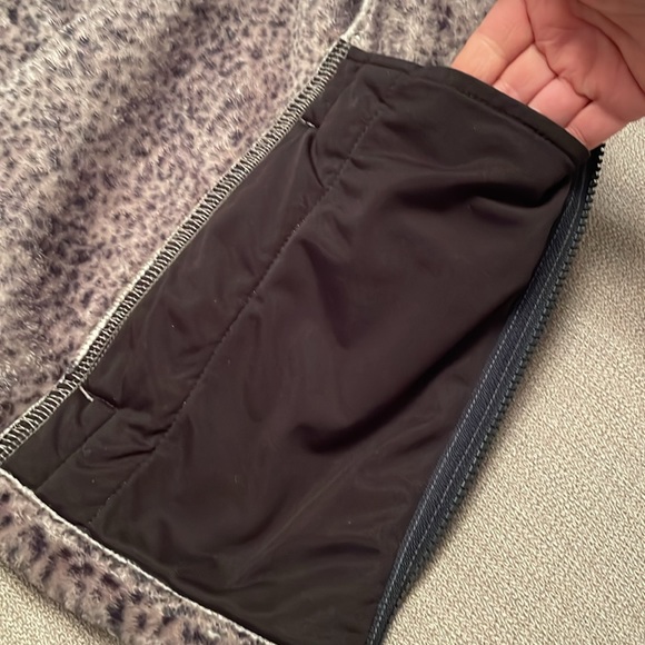 Lands’ End Full Zip Jacket Animal Print Soft Warm & Stylish Large Tall Length - Picture 11 of 13